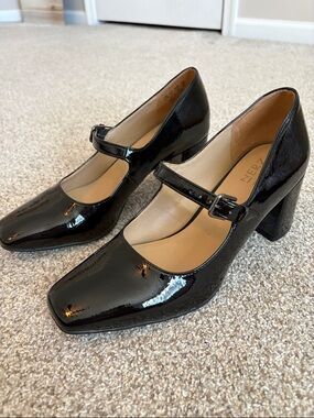 Naturalizer Black Patent Mary Jane Block Heels